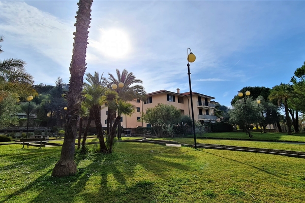 Bilocale con cucina abitabile in vendita